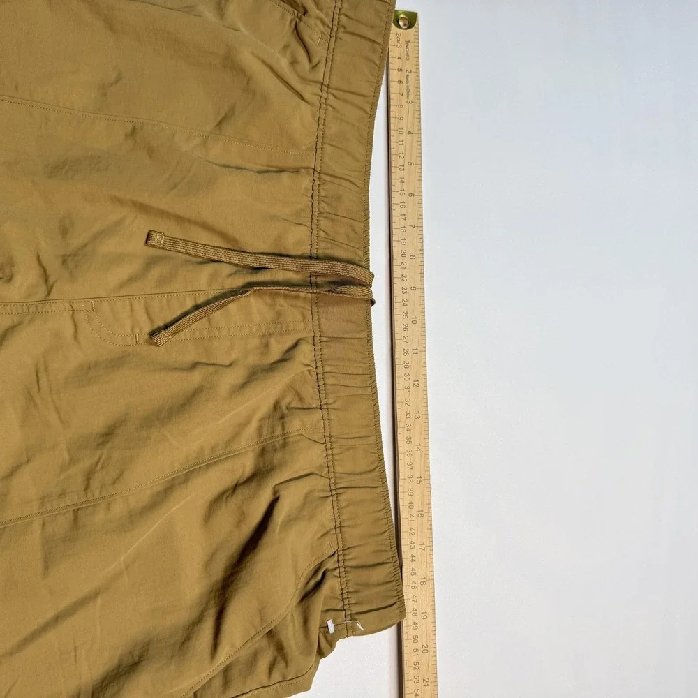 The North Face Swim Trunks Mens 2XL Beige‎ Elastic Waist Mesh Lined Shorts